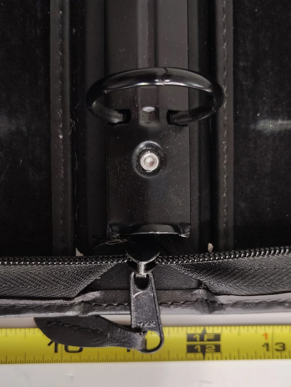 Classic Black Leather Briefcase – Professional Men’s Carry Case